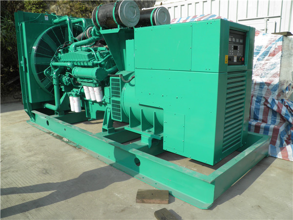 中江发电车出租-柴油发电机组在使用的过程中应该做好哪些防护工作